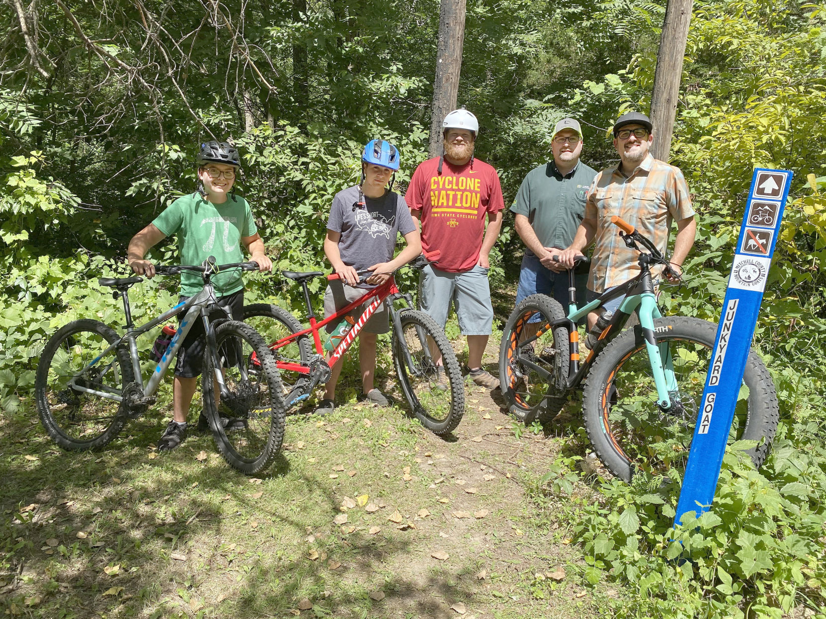 MC Junkyard Goats-Thursday ride